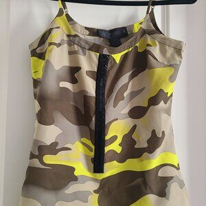 Ladies sz small Kardashian Kollection tank top blouse